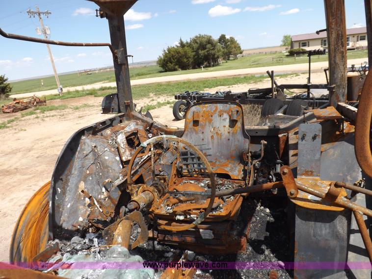 image for item K3925 New Holland T8050 MFWD tractor