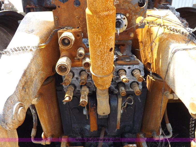 image for item K3925 New Holland T8050 MFWD tractor