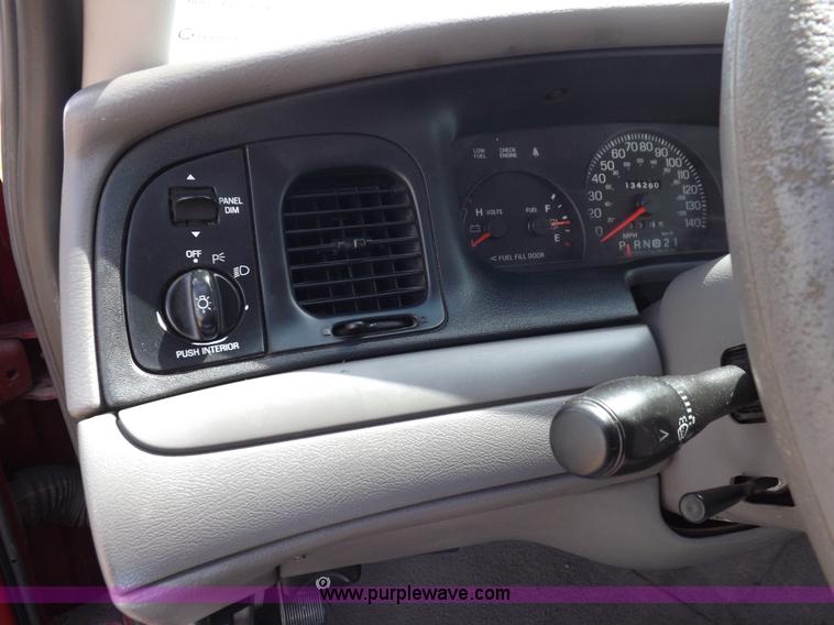 image for item K3975 2001 Ford Crown Victoria Police Interceptor