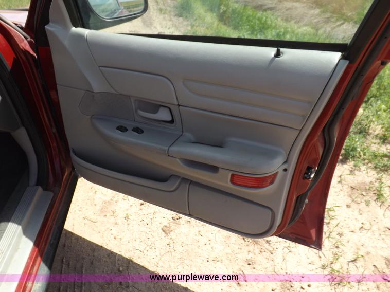 image for item K3975 2001 Ford Crown Victoria Police Interceptor