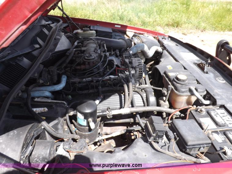 image for item K3975 2001 Ford Crown Victoria Police Interceptor