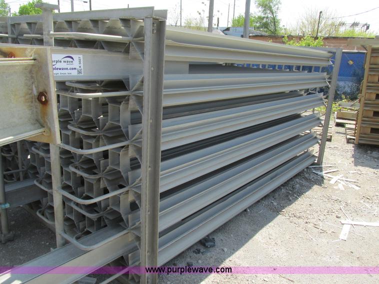 image for item K5027 Cryoquip liquid oxygen vaporizer tower