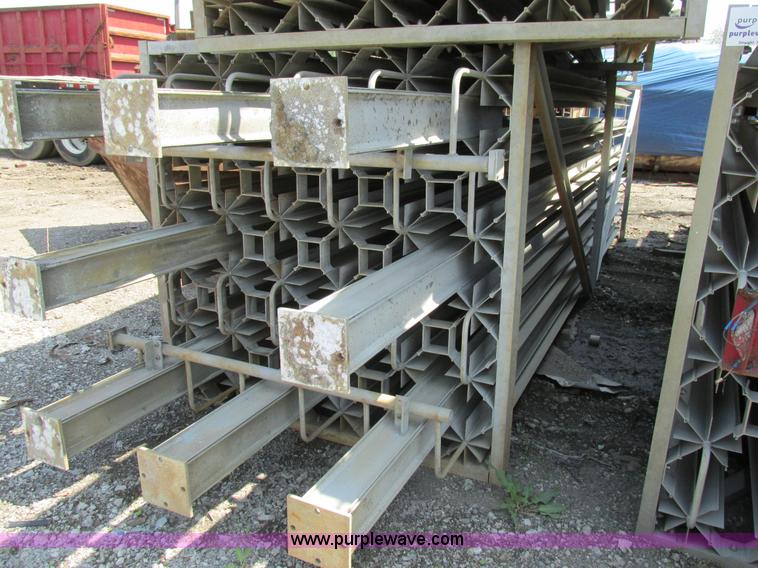 image for item K5036 Cryoquip liquid oxygen vaporizer tower