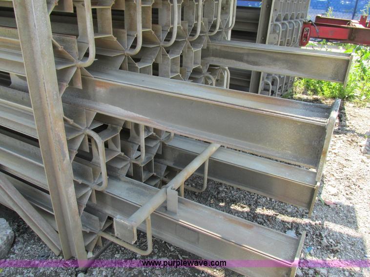 image for item K5036 Cryoquip liquid oxygen vaporizer tower