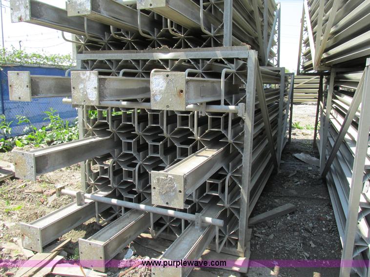 image for item K5037 Cryoquip liquid oxygen vaporizer tower