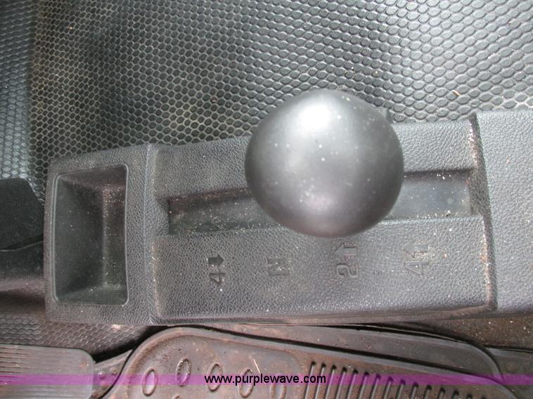 image for item K5064 2009 GMC Sierra 1500 pickup truck