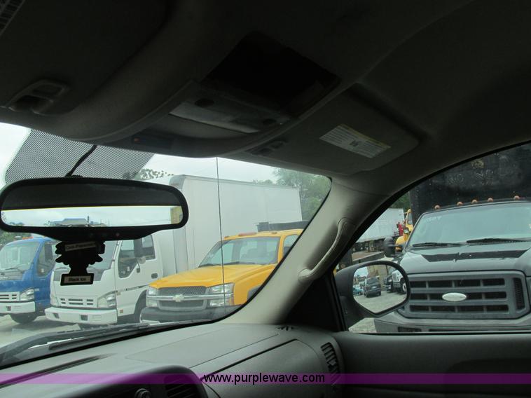 image for item K5064 2009 GMC Sierra 1500 pickup truck