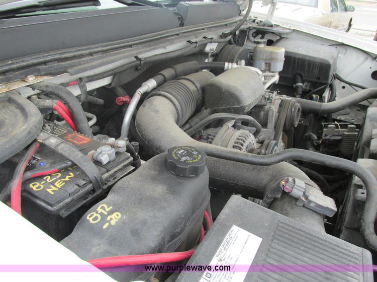 image for item K5064 2009 GMC Sierra 1500 pickup truck