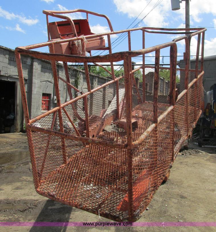 image for item K5071 1998 JLG 40H boom lift