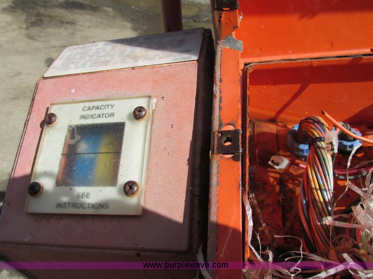 image for item K5071 1998 JLG 40H boom lift