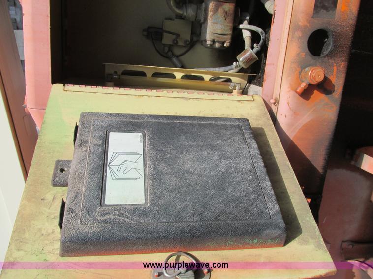 image for item K5071 1998 JLG 40H boom lift