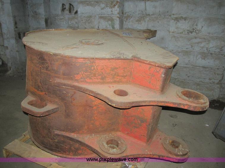 image for item K5073 CF 36" excavator bucket