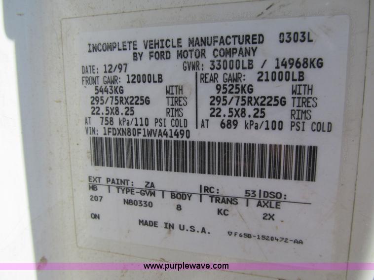 image for item K5711 1998 Ford L8501 dump truck