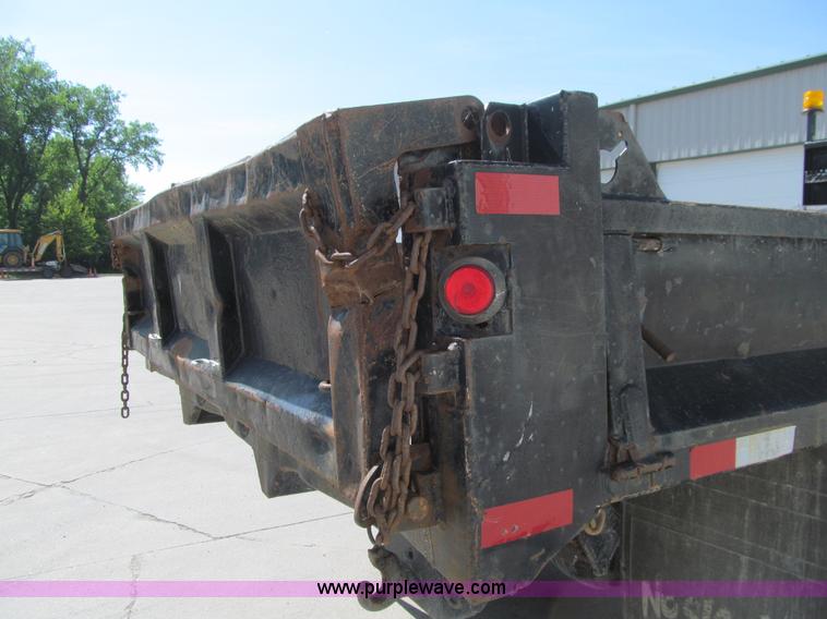 image for item K5711 1998 Ford L8501 dump truck