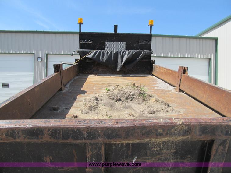 image for item K5711 1998 Ford L8501 dump truck