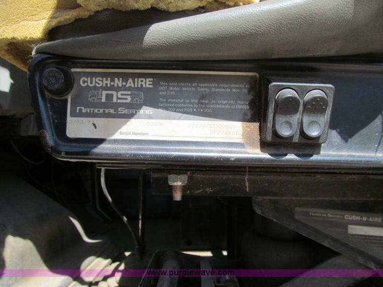 image for item K5711 1998 Ford L8501 dump truck