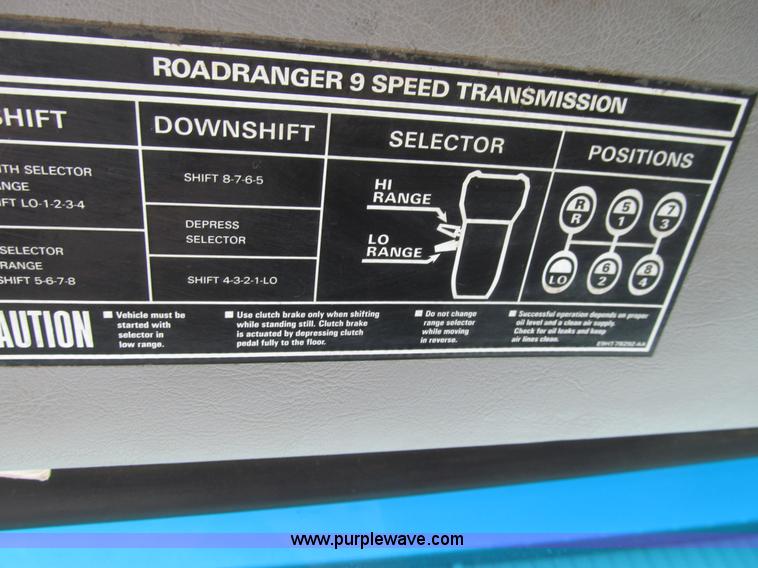 image for item K5711 1998 Ford L8501 dump truck