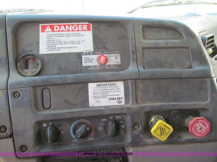 image for item K5711 1998 Ford L8501 dump truck