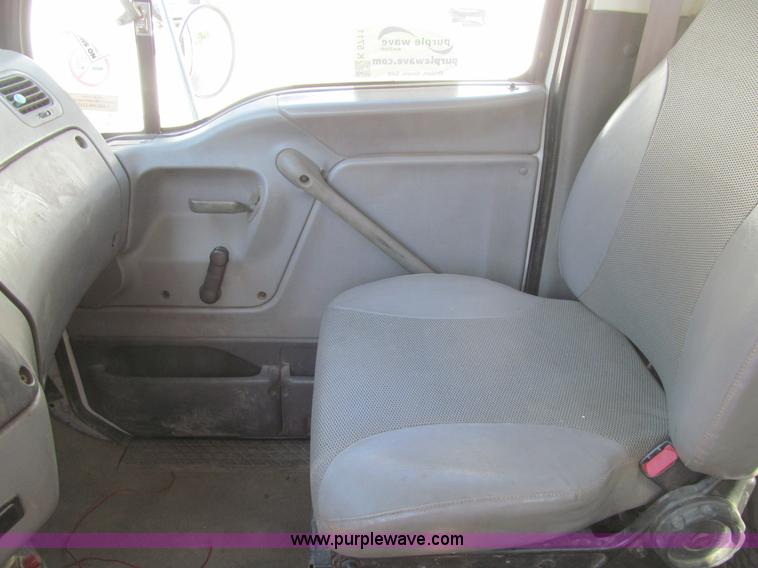 image for item K5711 1998 Ford L8501 dump truck