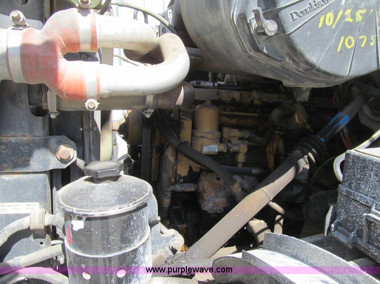 image for item K5711 1998 Ford L8501 dump truck