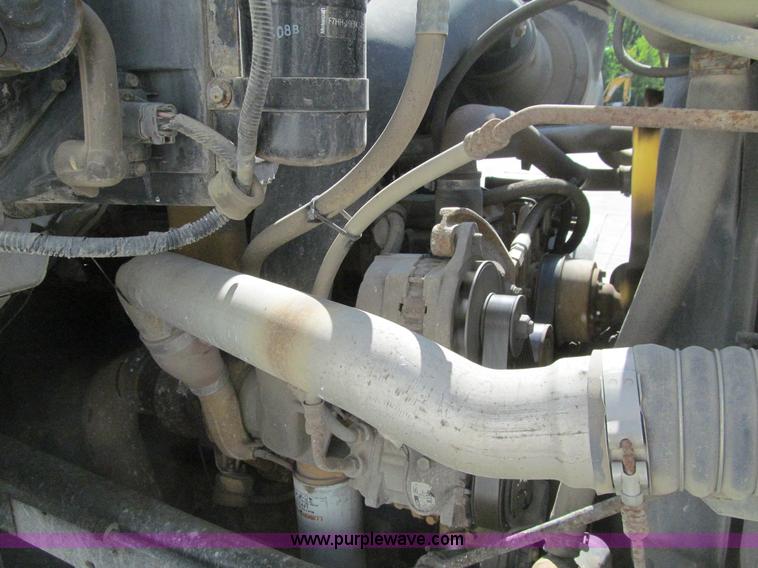 image for item K5711 1998 Ford L8501 dump truck