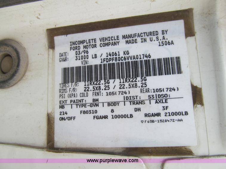 image for item K5712 1997 Ford F800 dump truck