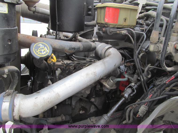 image for item K5712 1997 Ford F800 dump truck