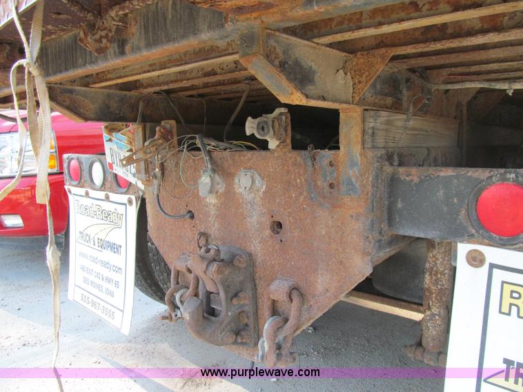 image for item K5713 1996 Ford LTLA9000 box truck