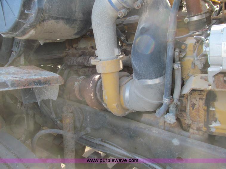 image for item K5713 1996 Ford LTLA9000 box truck