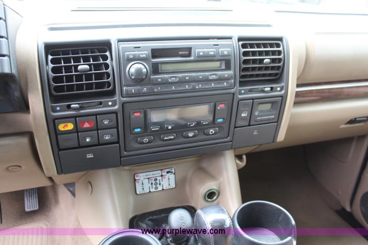 image for item K6887 2002 Land Rover Discovery Series II SE SUV