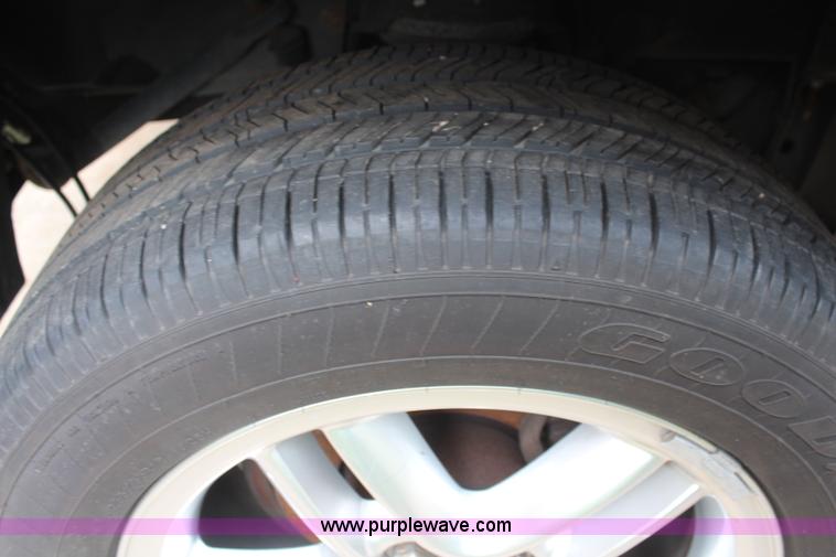 image for item K6887 2002 Land Rover Discovery Series II SE SUV