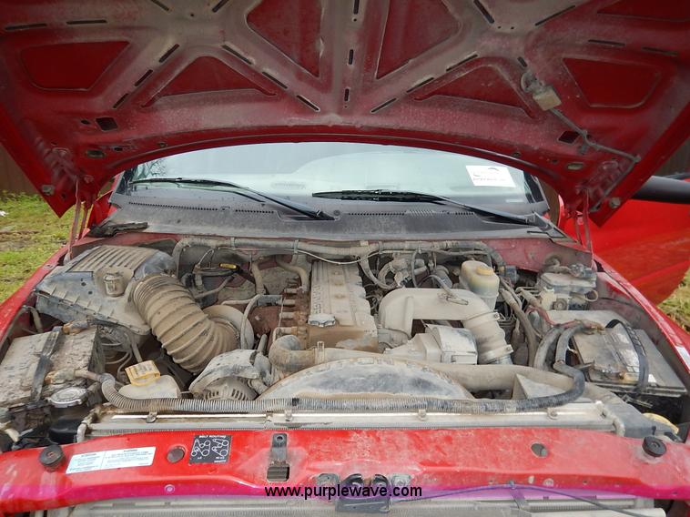 image for item K7432 2002 Dodge Ram 2500 SL pickup truck