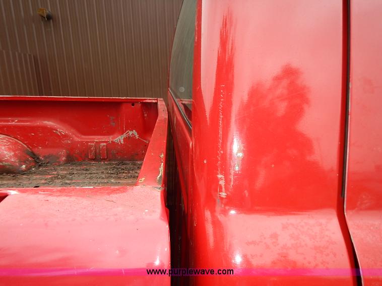 image for item K7432 2002 Dodge Ram 2500 SL pickup truck