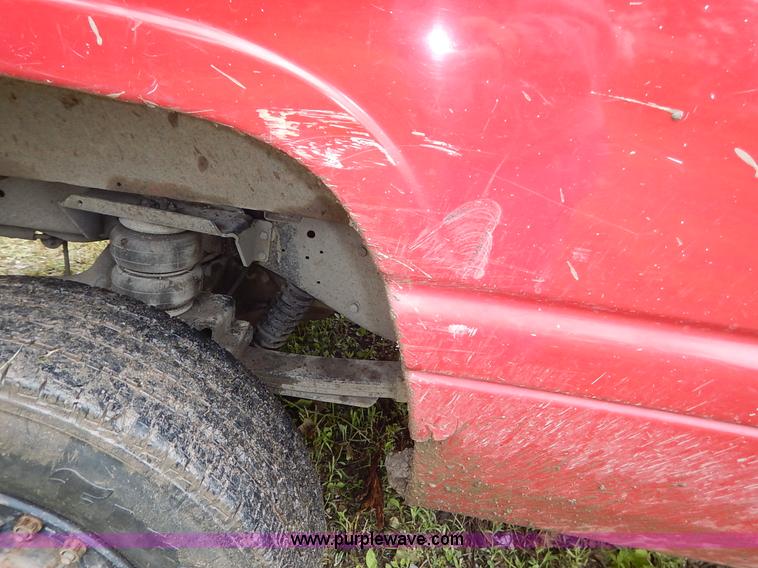 image for item K7432 2002 Dodge Ram 2500 SL pickup truck