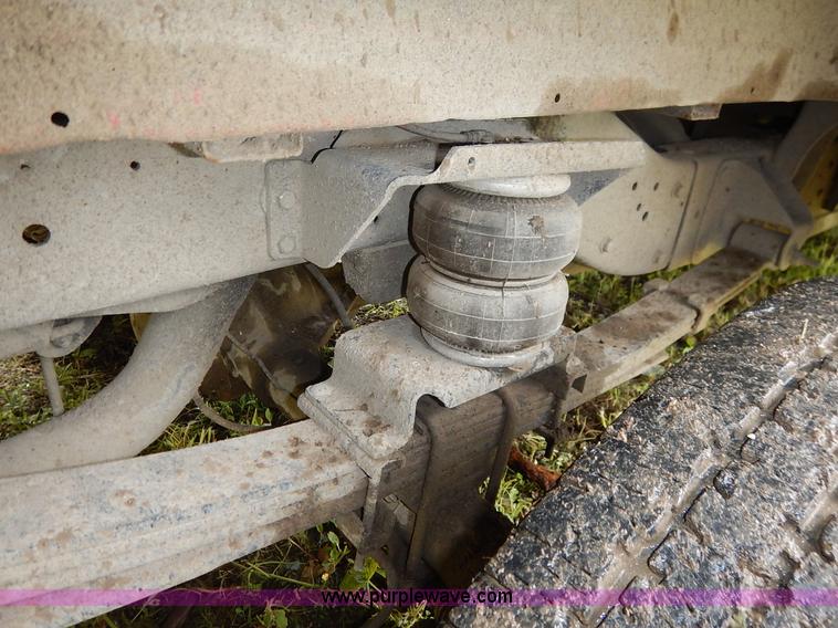 image for item K7432 2002 Dodge Ram 2500 SL pickup truck