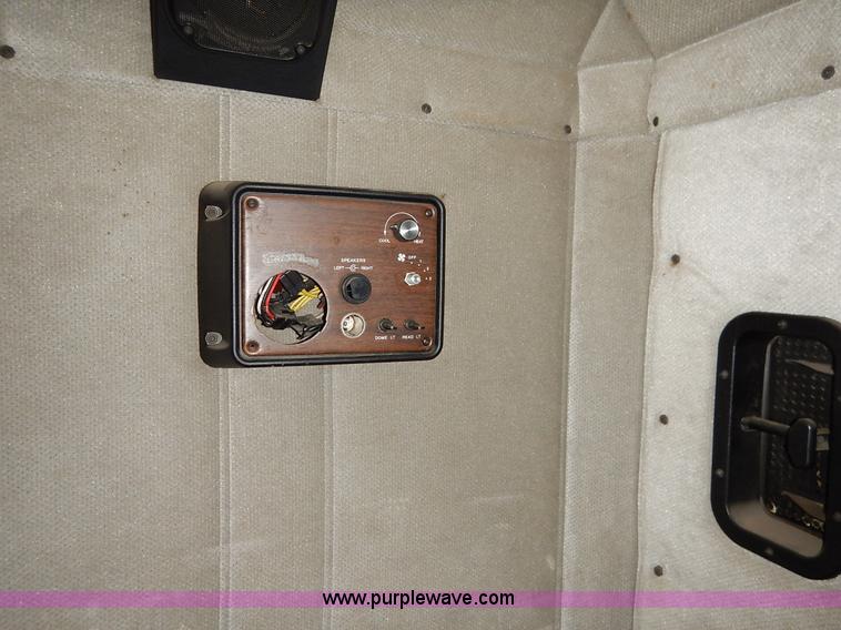 image for item K7433 1995 Freightliner FLD120SD semi truck