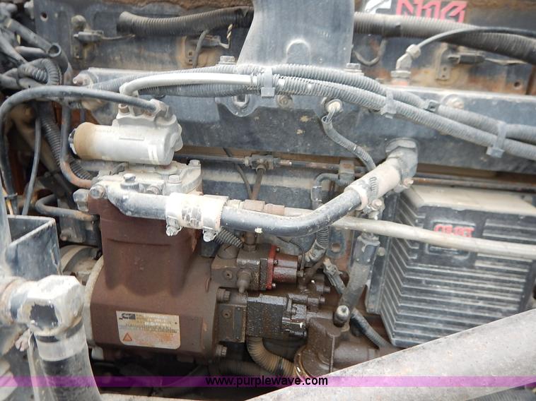 image for item K7433 1995 Freightliner FLD120SD semi truck