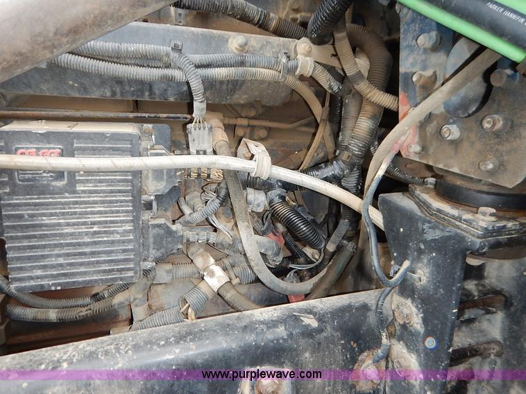 image for item K7433 1995 Freightliner FLD120SD semi truck