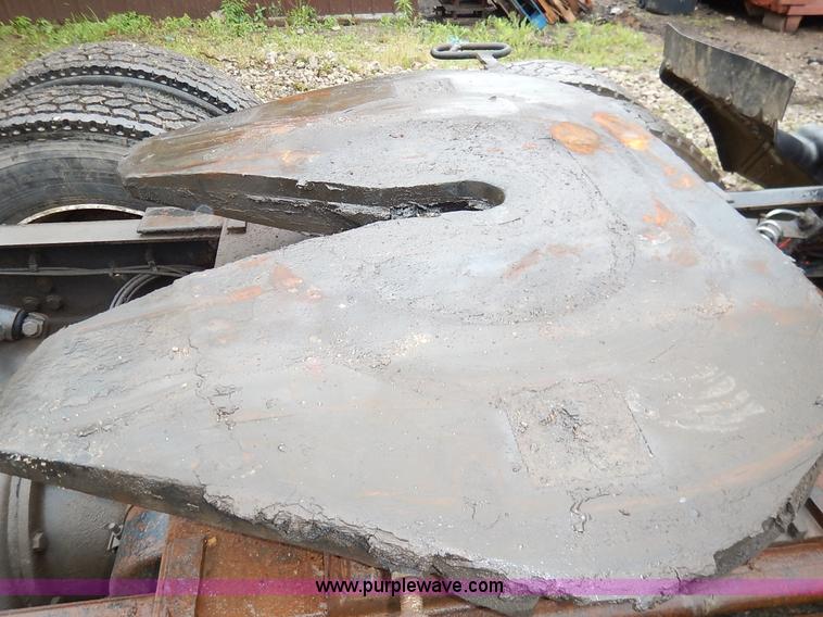 image for item K7433 1995 Freightliner FLD120SD semi truck