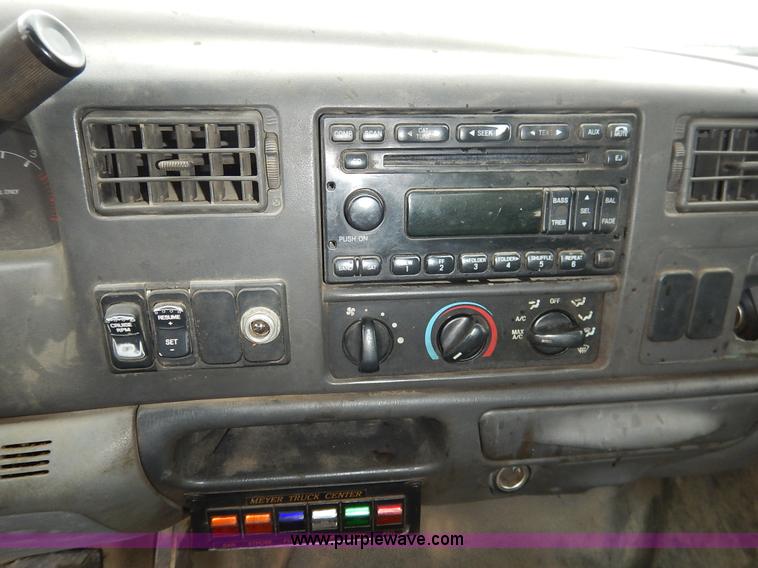 image for item K7454 2007 Ford F650 Super Duty SuperCab tow truck