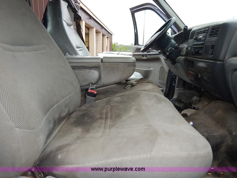 image for item K7454 2007 Ford F650 Super Duty SuperCab tow truck