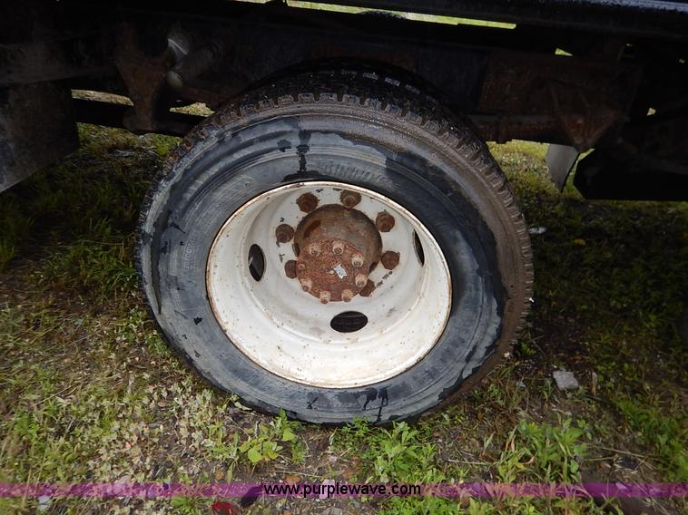 image for item K7454 2007 Ford F650 Super Duty SuperCab tow truck