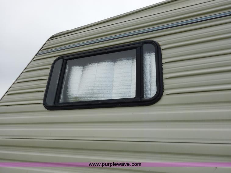 image for item K7472 1993 Cobra Sandpiper camper