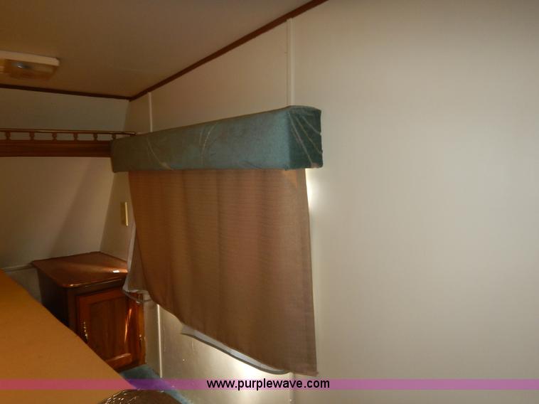 image for item K7472 1993 Cobra Sandpiper camper