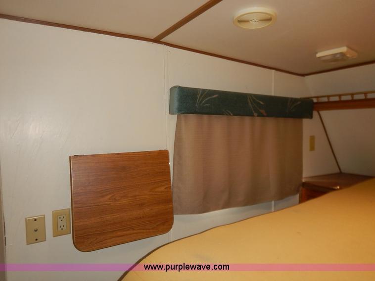 image for item K7472 1993 Cobra Sandpiper camper