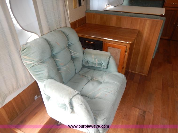 image for item K7472 1993 Cobra Sandpiper camper