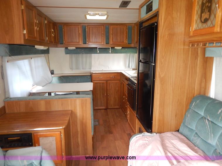 image for item K7472 1993 Cobra Sandpiper camper