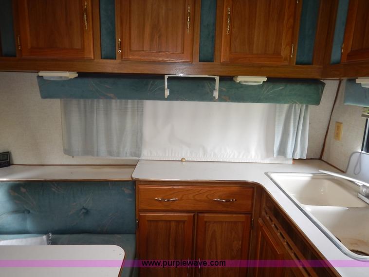 image for item K7472 1993 Cobra Sandpiper camper