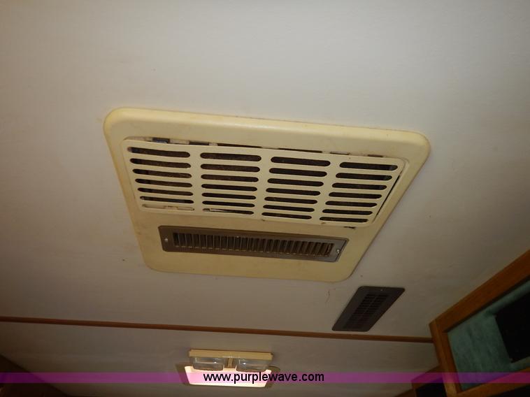 image for item K7472 1993 Cobra Sandpiper camper