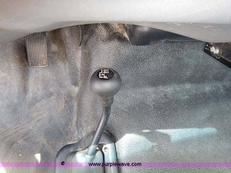 image for item K7499 2006 Ford F350 Super Duty XL SuperCab pickup truck